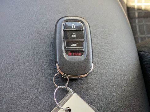 Used 2024 Honda HR-V LX image 28