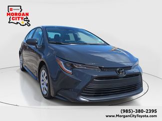 Used 2025 Toyota Corolla LE FWD video 1