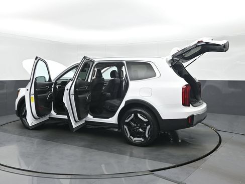 Used 2024 Kia Telluride S w/ S Sunroof Package AWD/4WD image 44