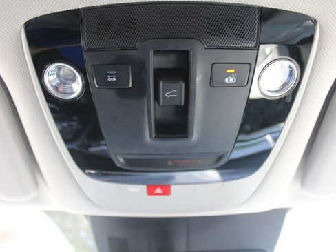 Certified 2025 Kia Sorento EX w/ Panoramic Sunroof Package FWD image 56