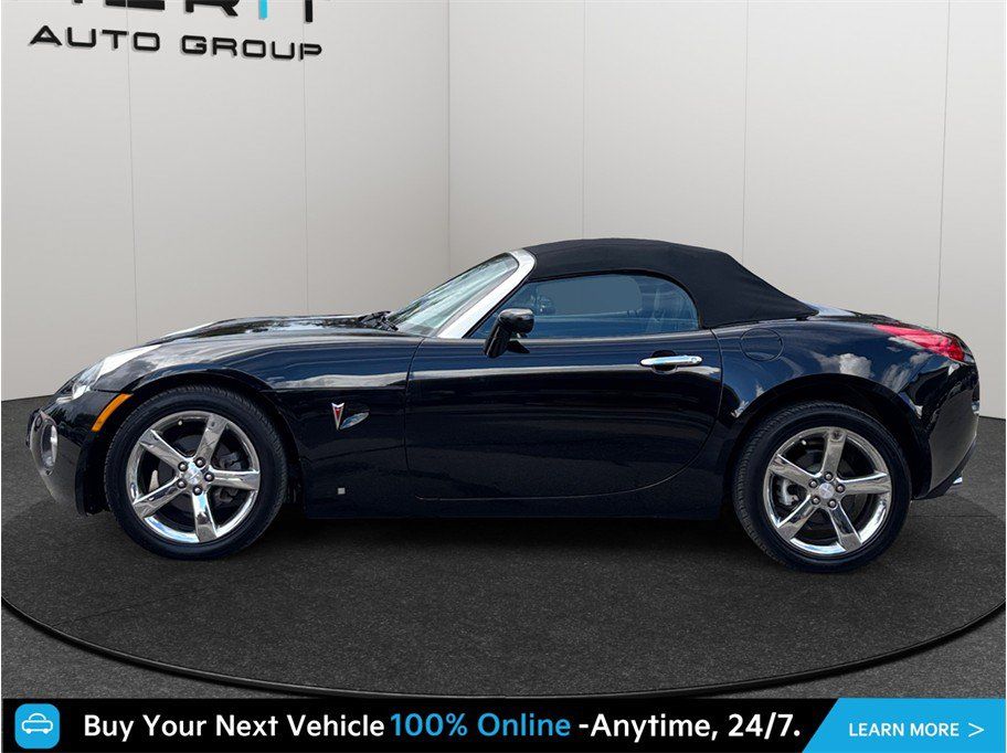 Used 2007 Pontiac Solstice GXP w/ Premium Package RWD image 5