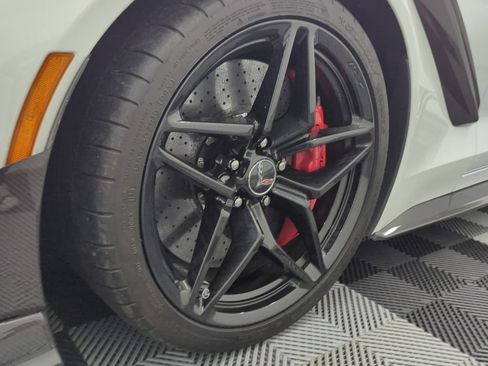 Used 2019 Chevrolet Corvette ZR1 RWD image 37