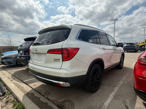 Used 2016 Honda Pilot Touring image 4