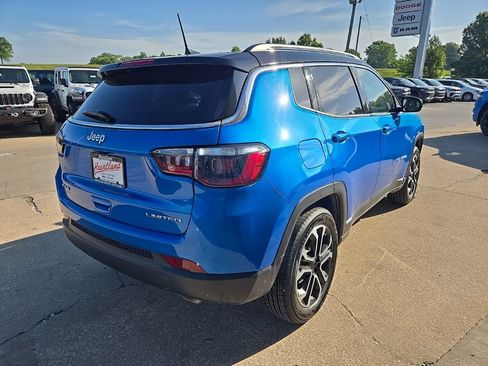 Used 2022 Jeep Compass Limited AWD/4WD image 11