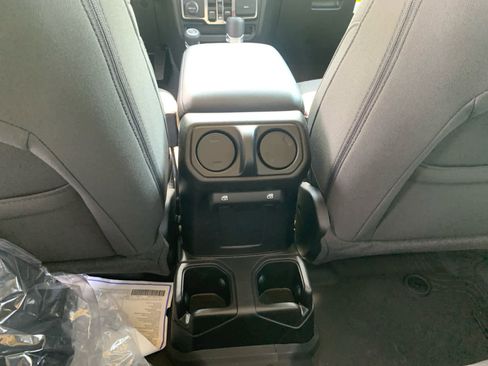 New 2023 Jeep Gladiator Sport image 32