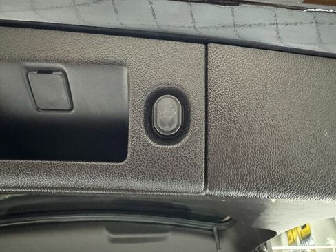 Used 2016 GMC Yukon Denali image 53