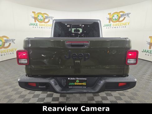 Certified 2021 Jeep Gladiator Sport image 9