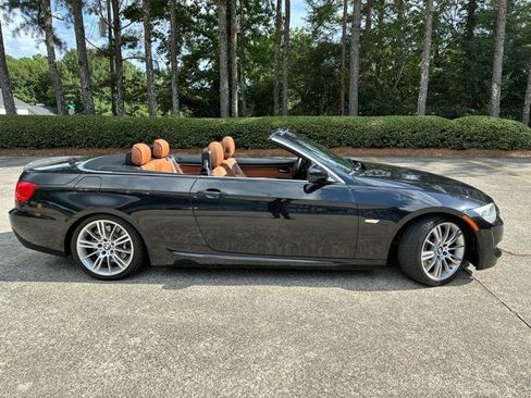 Used 2013 BMW 335i Convertible RWD image 3