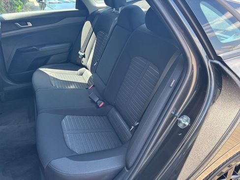 Used 2025 Kia K5 LXS FWD image 37