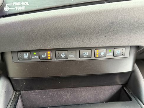 Certified 2025 Lexus ES 300h w/ Technology Package FWD image 30