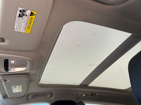 Certified 2023 Volvo XC40 B5 Plus w/ Protection Package Premier image 28