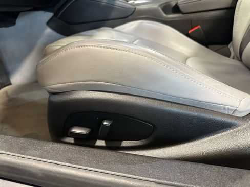 Used 2021 Chevrolet Camaro SS image 15