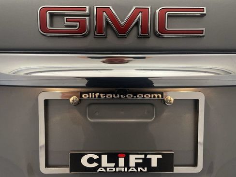 Used 2024 GMC Terrain SLE w/ Driver Convenience Package AWD/4WD image 25