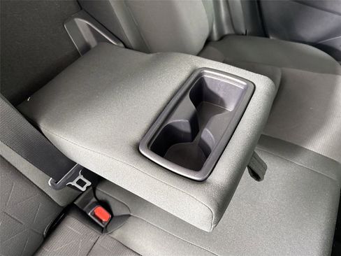 Certified 2025 Toyota RAV4 XLE AWD/4WD image 40