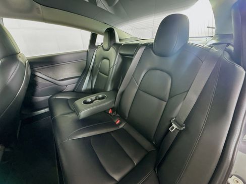 Used 2019 Tesla Model 3 Long Range AWD/4WD image 27