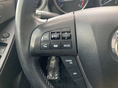 Used 2013 MAZDA MAZDA3 i Touring w/ Preferred Equipment Pkg image 14