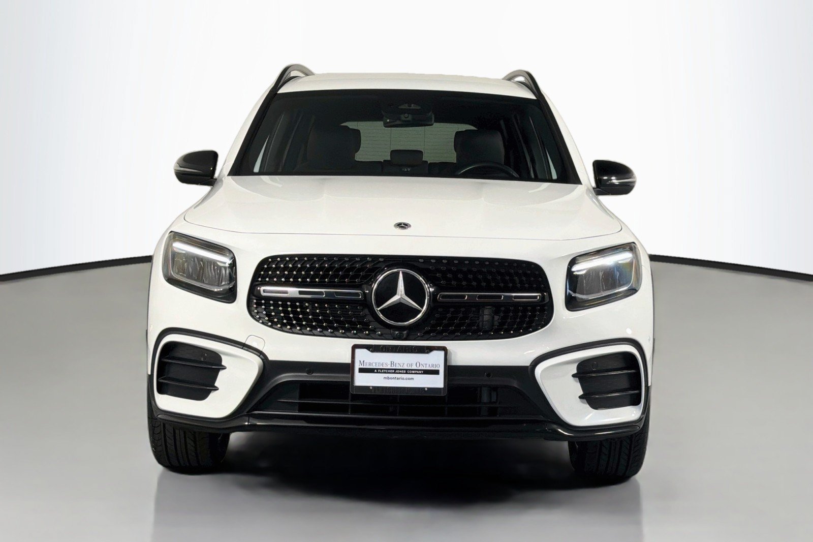 Used 2024 Mercedes-Benz GLB 250 image 3