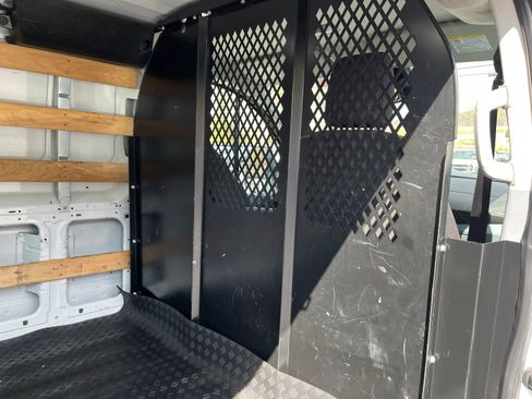Certified 2019 Ford Transit 250 130 Low Roof w/ Exterior Upgrade Package RWD image 11