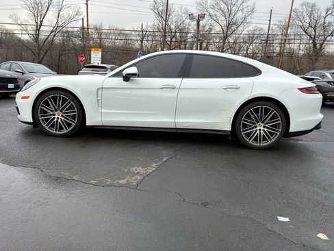 Used 2018 Porsche Panamera 4S image 4