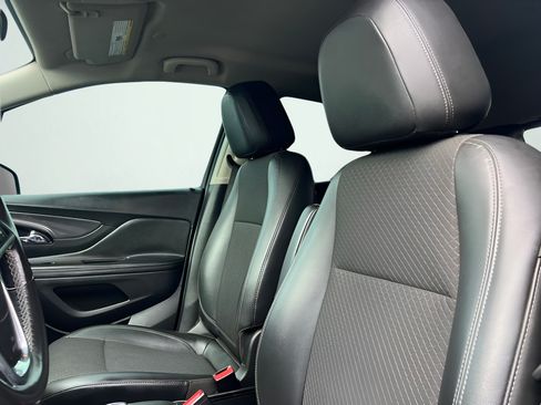 Used 2018 Buick Encore Preferred FWD image 34