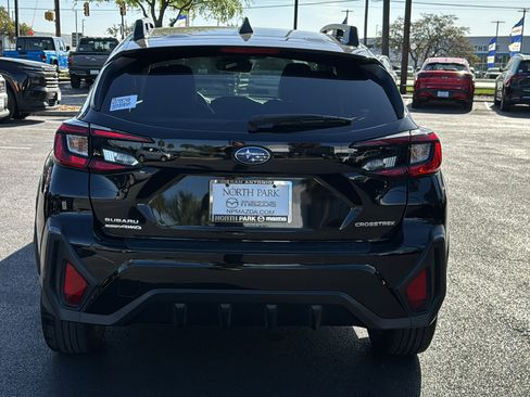 Used 2024 Subaru Crosstrek 2.5i Limited w/ Crosstrek Mirror Package image 7