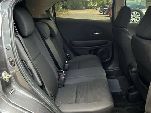 Used 2019 Honda HR-V LX image 25