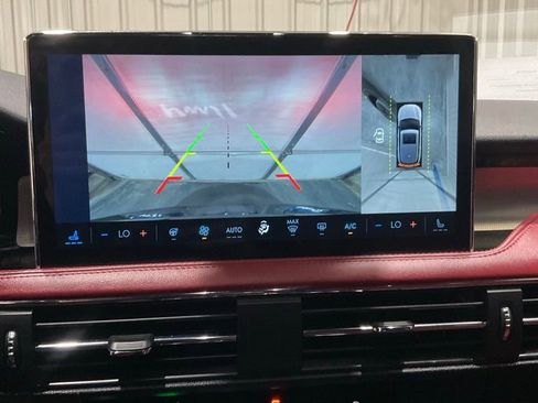 Used 2023 Lincoln Corsair Reserve w/ Equipment Group 201A image 18