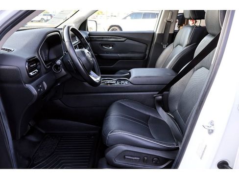 Used 2024 Honda Pilot Elite image 31