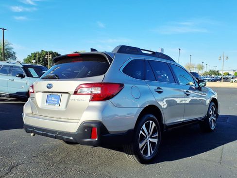 Used 2019 Subaru Outback 2.5i Limited image 6