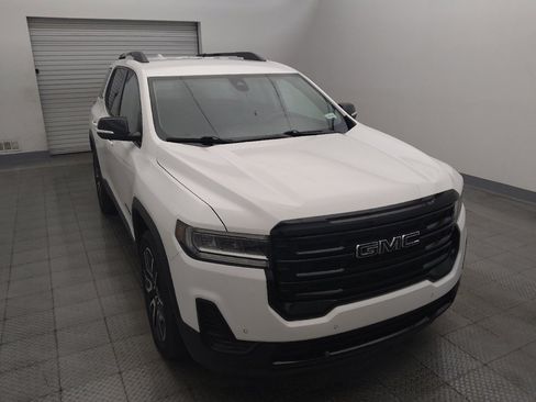 Used 2021 GMC Acadia SLE w/ Driver Convenience Package FWD image 14