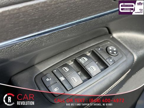 Used 2015 Jeep Grand Cherokee Limited AWD/4WD image 27