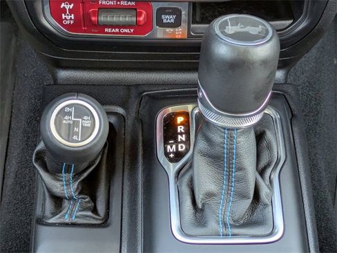 Used 2022 Jeep Wrangler Unlimited Rubicon 4xe w/ Cold Weather Group image 21