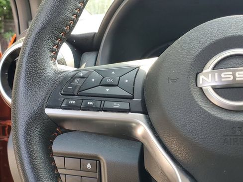 Used 2023 Nissan Kicks SR w/ SR Premium Package FWD image 24