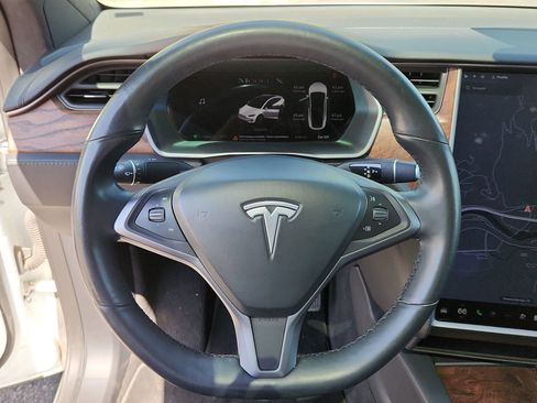 Used 2019 Tesla Model X Long Range AWD/4WD image 15