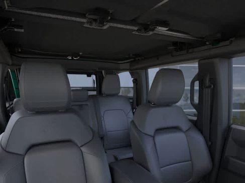 New 2025 Ford Bronco Outer Banks AWD/4WD image 12