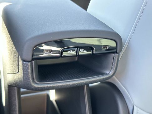 New 2025 Volvo EX30 Ultra w/ Protection Package Premier image 10