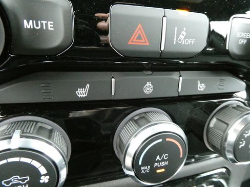 New 2026 RAM 1500 Big Horn AWD/4WD image 20