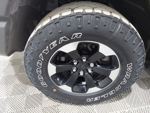 Used 2021 RAM 1500 Rebel w/ Level 1 Equipment Group AWD/4WD image 7