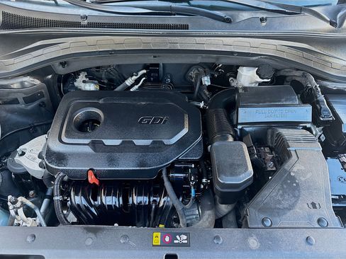 Used 2019 Hyundai Santa Fe SEL image 33