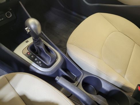 Used 2013 Kia Rio LX w/ PWR Pkg image 26