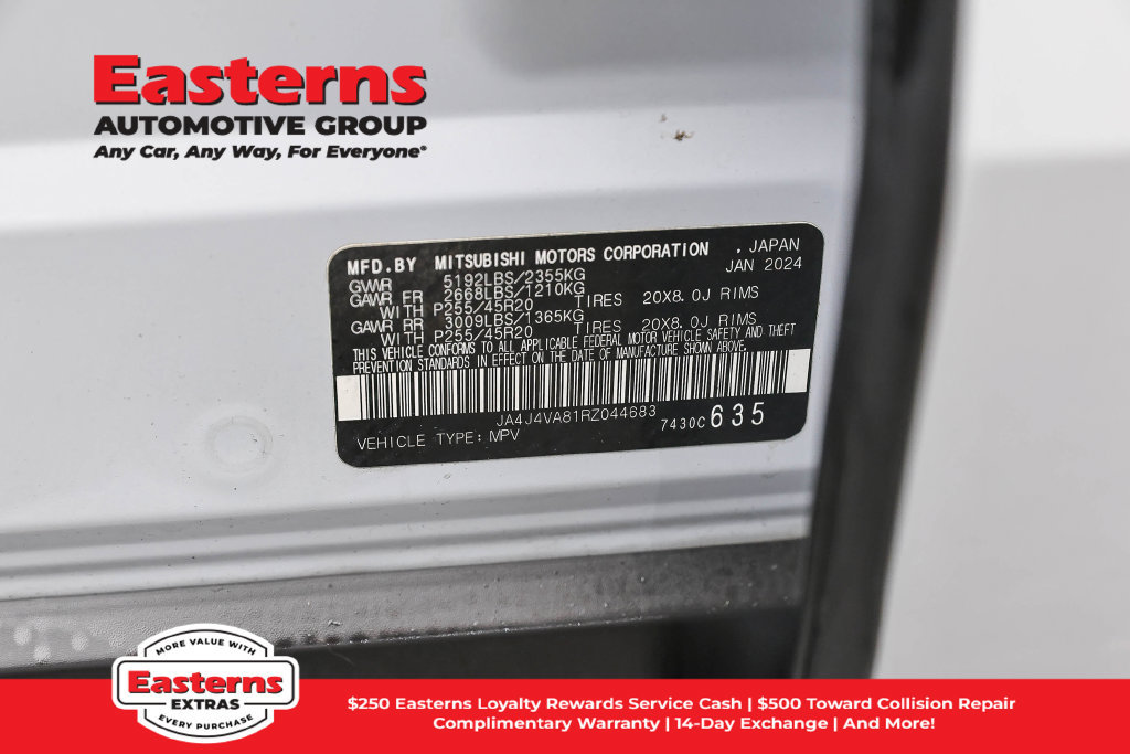 Used 2024 Mitsubishi Outlander SE AWD/4WD image 38