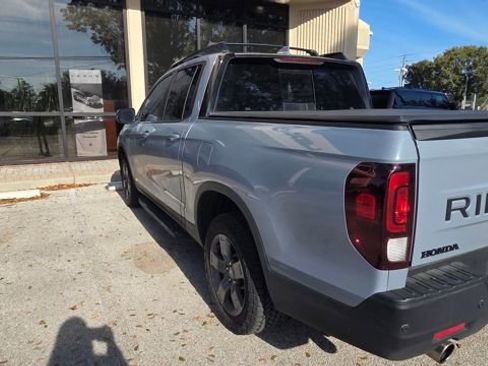 Used 2024 Honda Ridgeline TrailSport image 4