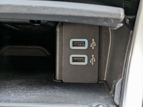 Used 2017 Ford Edge Sport w/ Equipment Group 401A AWD/4WD image 24