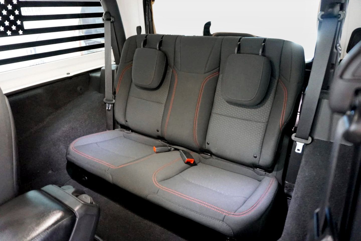 Used 2021 Jeep Wrangler Rubicon w/ LED Lighting Group AWD/4WD image 13