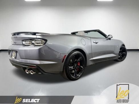 Used 2021 Chevrolet Camaro SS RWD image 7