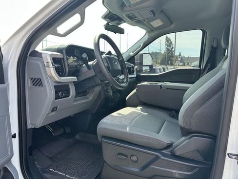 Used 2024 Ford F350 XLT w/ FX4 Off-Road Package AWD/4WD image 9