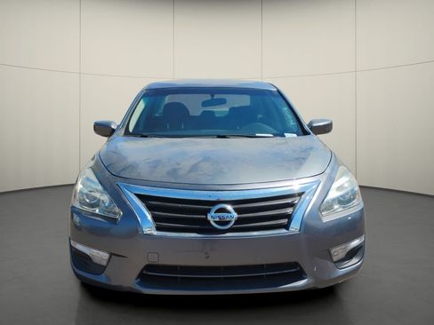 Used 2015 Nissan Altima 2.5 S w/ Power Driver Seat Package FWD image 2