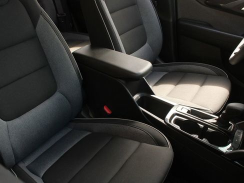 Used 2023 Chevrolet TrailBlazer LT image 19