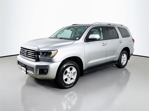 Used 2021 Toyota Sequoia SR5 image 4