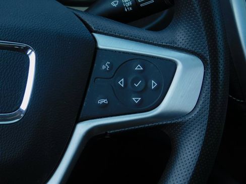 Used 2023 GMC Acadia SLE w/ Driver Convenience Package image 17